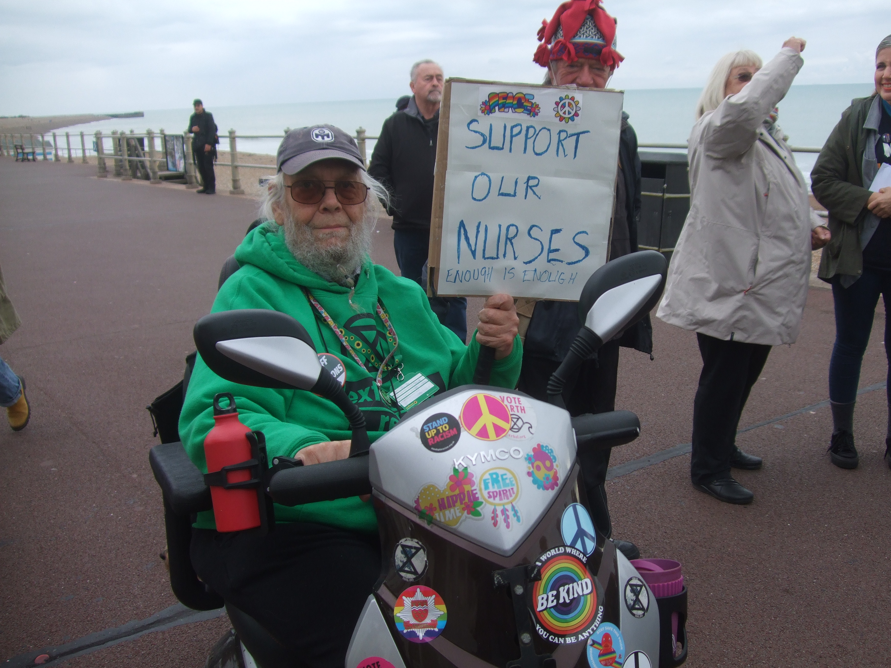 Support our nurses placard