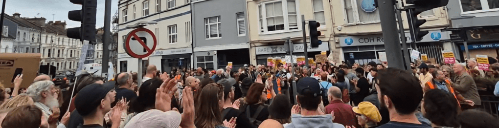 people in Cambriddge Road and Cambridge Gardens
