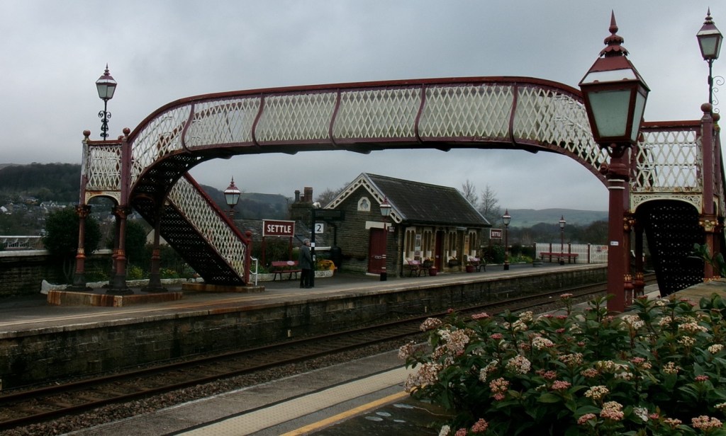 Settle station